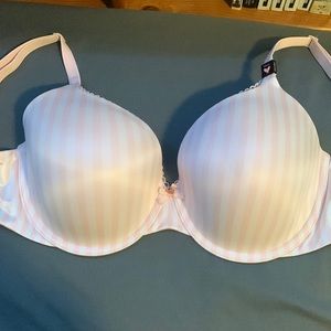 NWT Pink with Stripes Victoria Secret bra